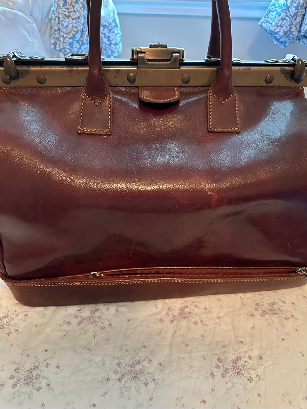 Large men’s travel Satchel from Italy